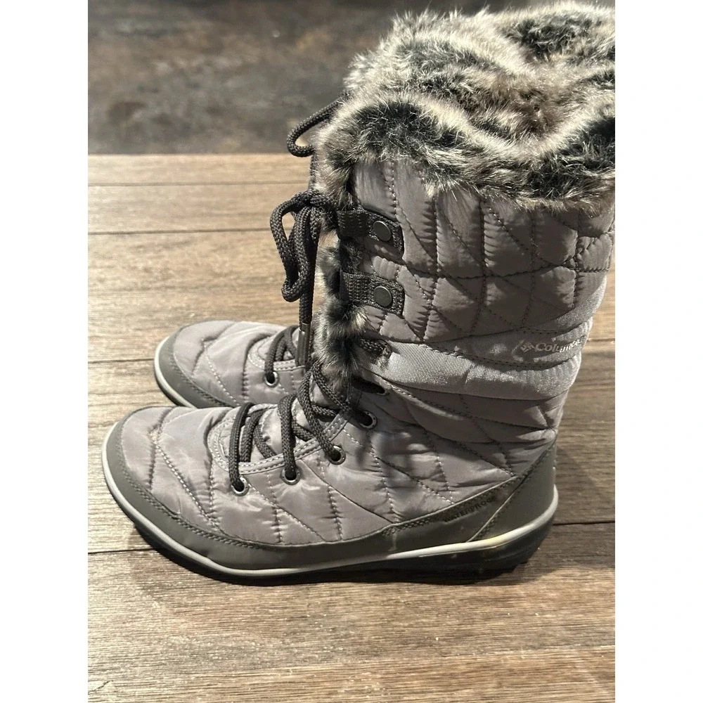 Columbia Women's Sz‎ 7 Heavenly Gray Waterproof Omni Heat Winter Snow Boots